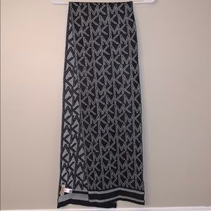 Michael Kors scarf